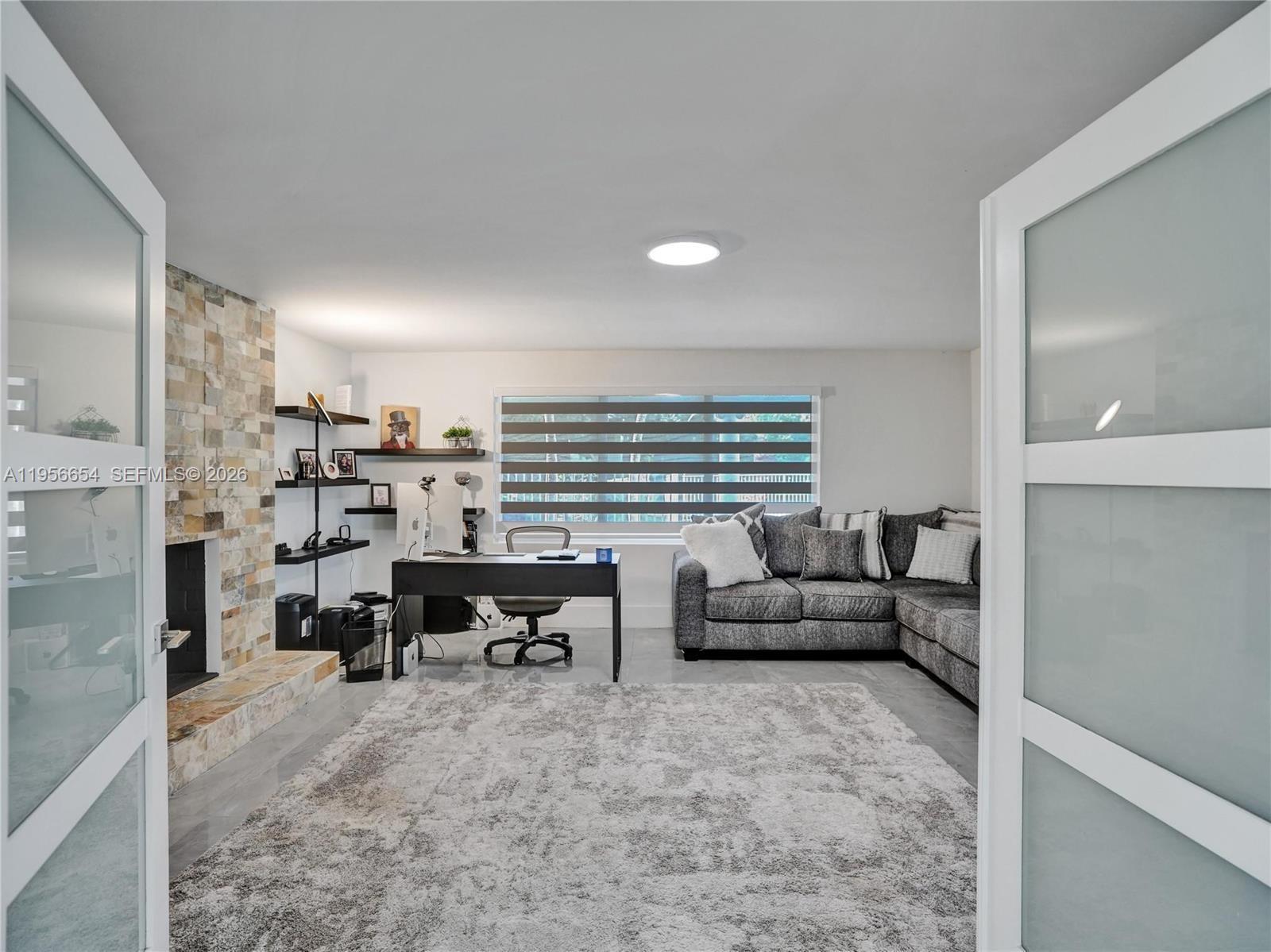 11824 SW 43rd Court