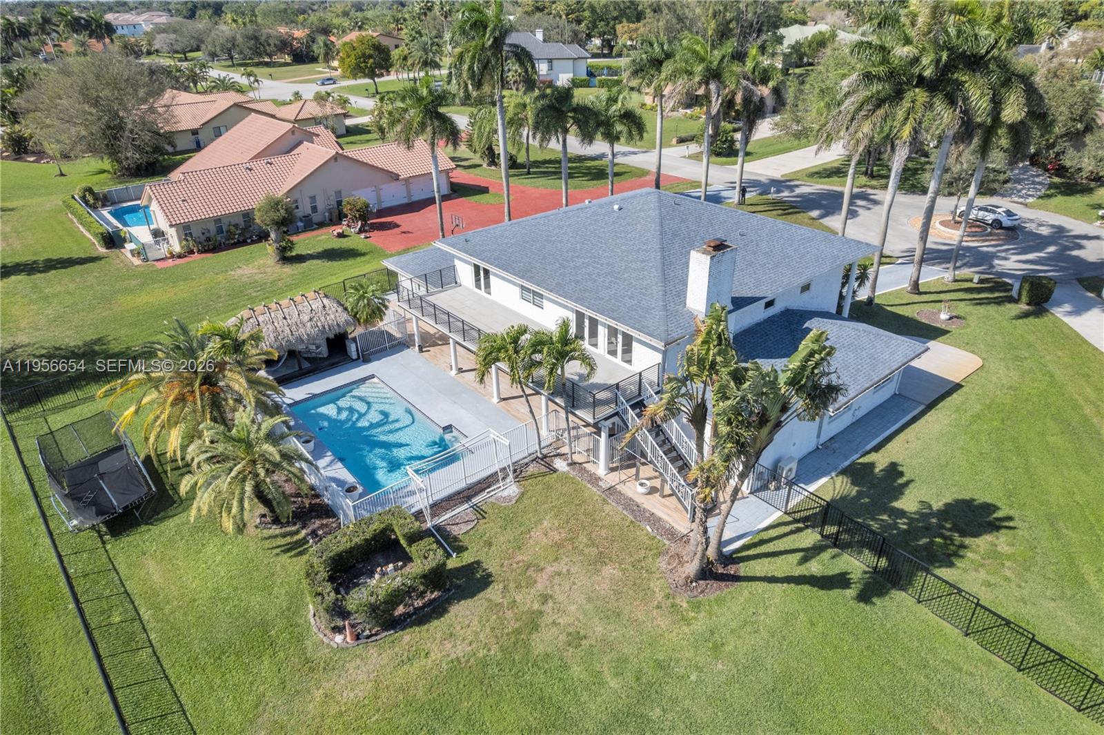 11824 SW 43rd Court
