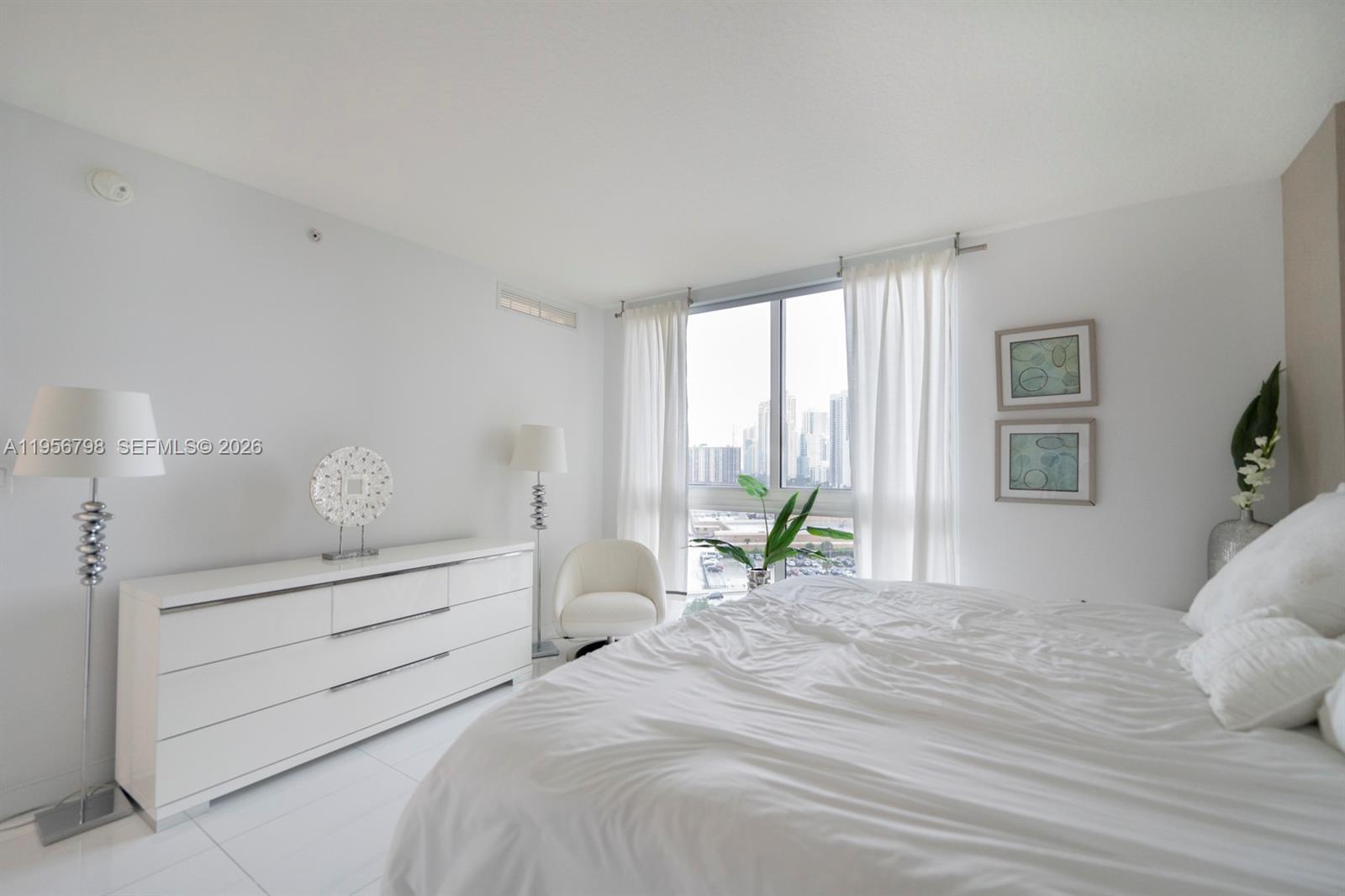 200 Sunny Isles Boulevard