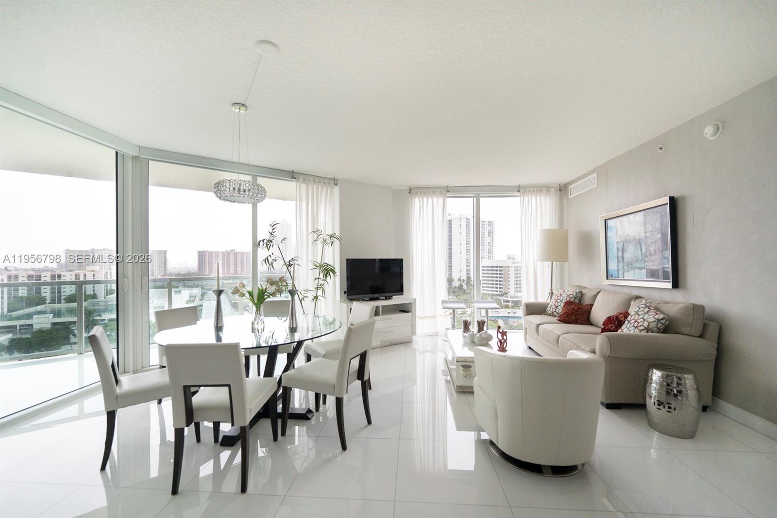 200 Sunny Isles Boulevard
