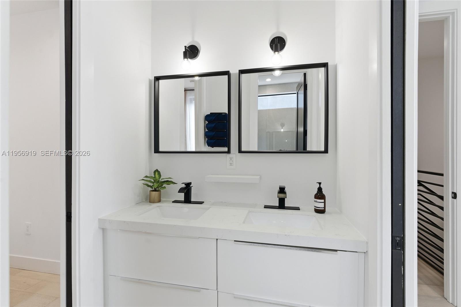 255 NW 39th Street