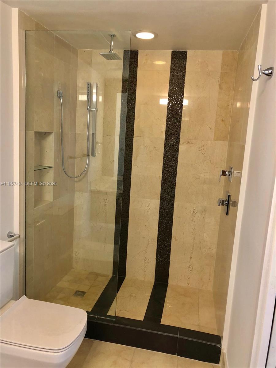 601 NE 27th Street