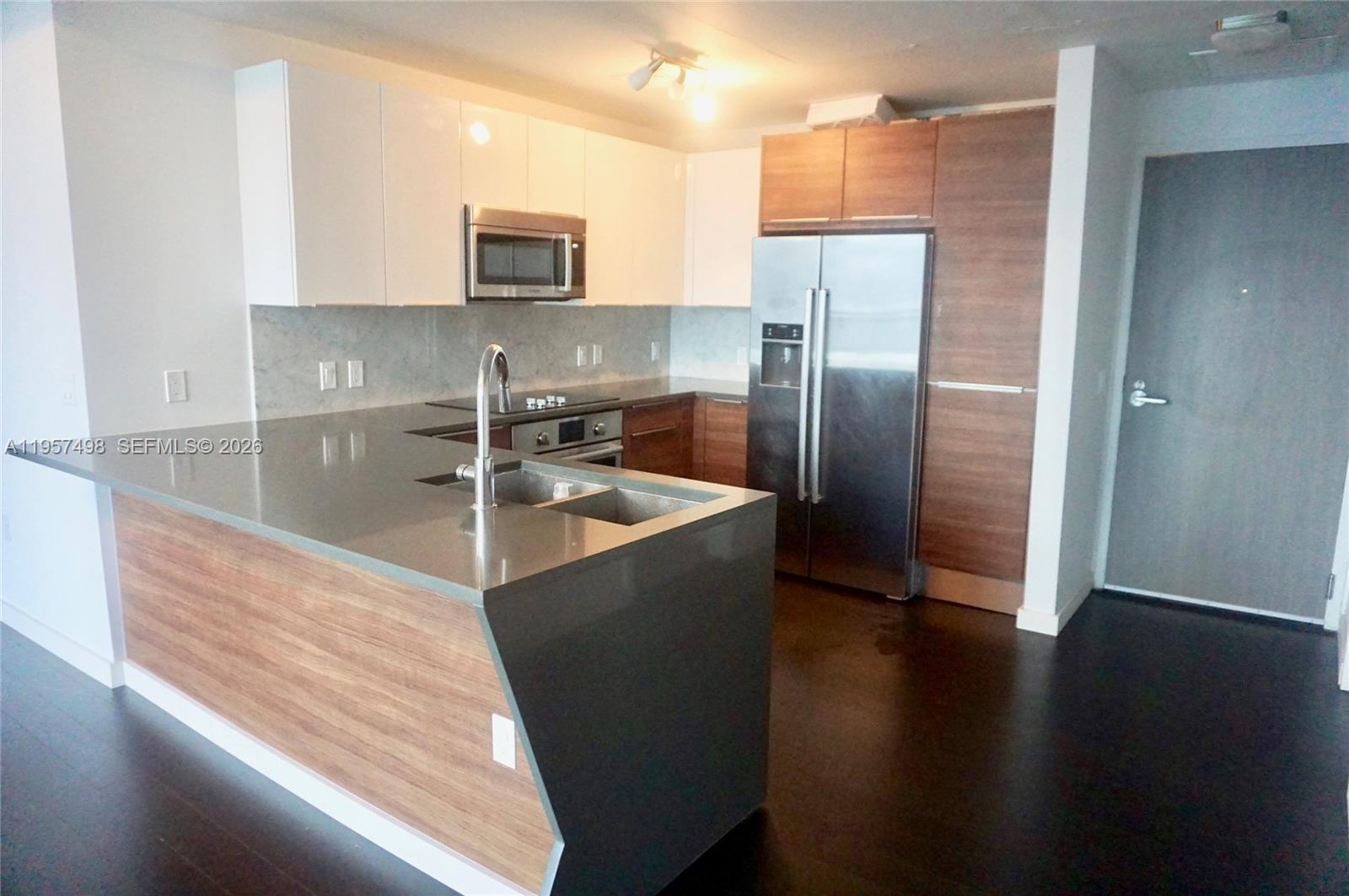 601 NE 27th Street
