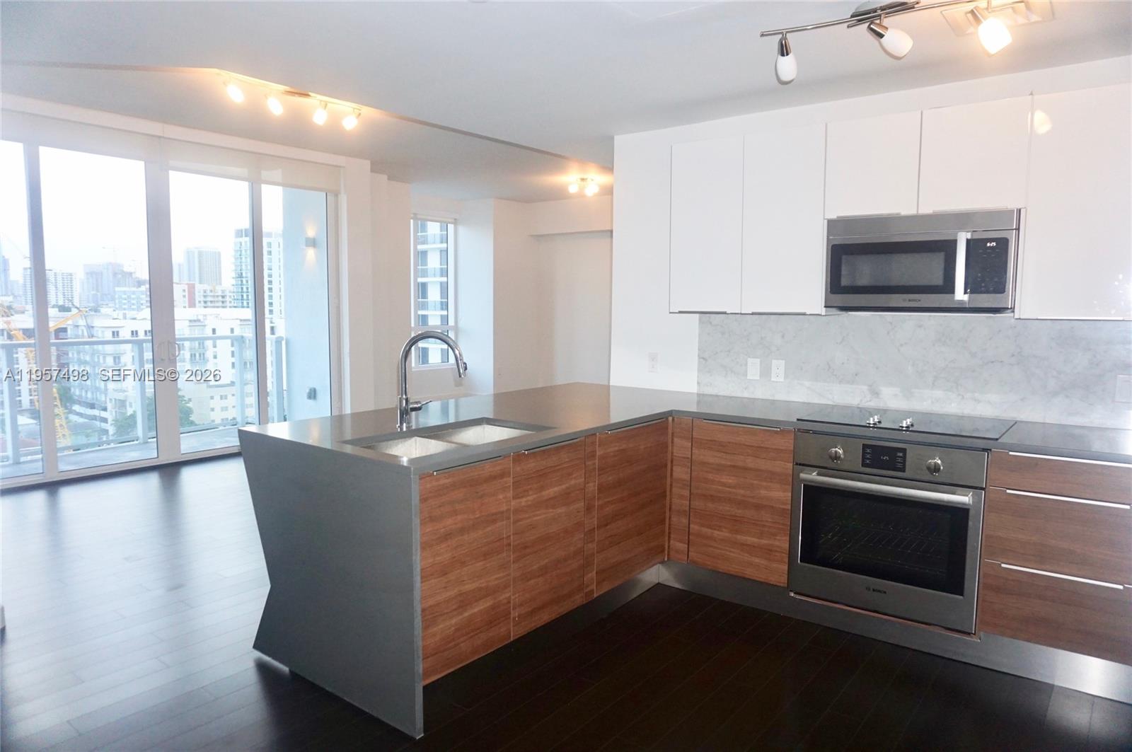 601 NE 27th Street