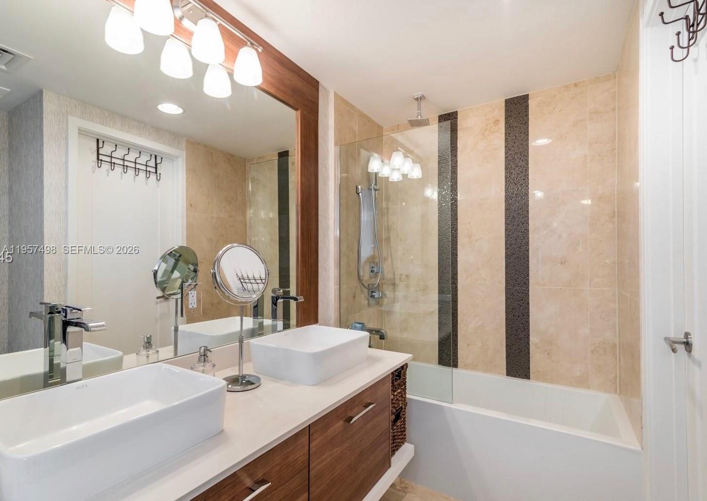 601 NE 27th Street