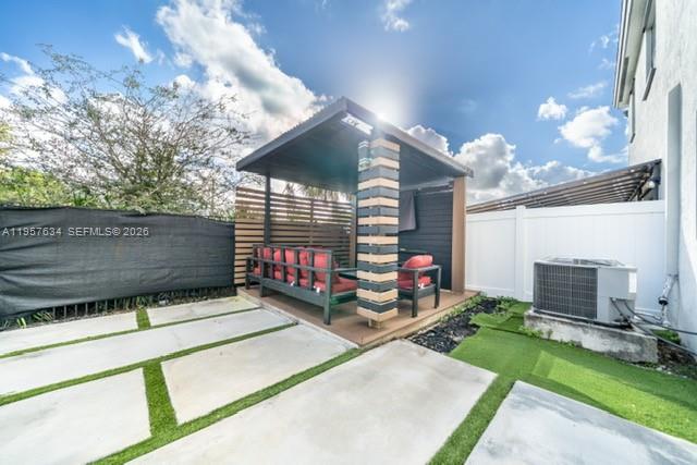 492 NW 203rd Terrace