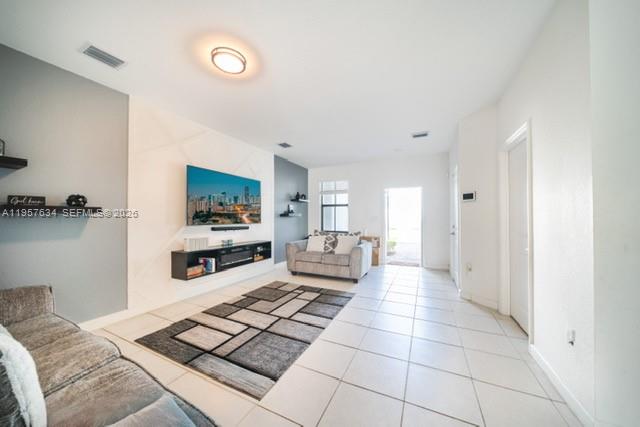 492 NW 203rd Terrace