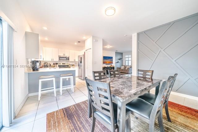 492 NW 203rd Terrace