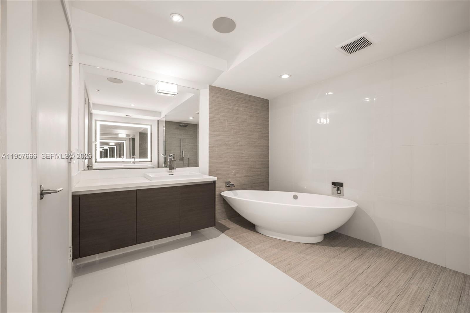 300 Sunny Isles Boulevard
