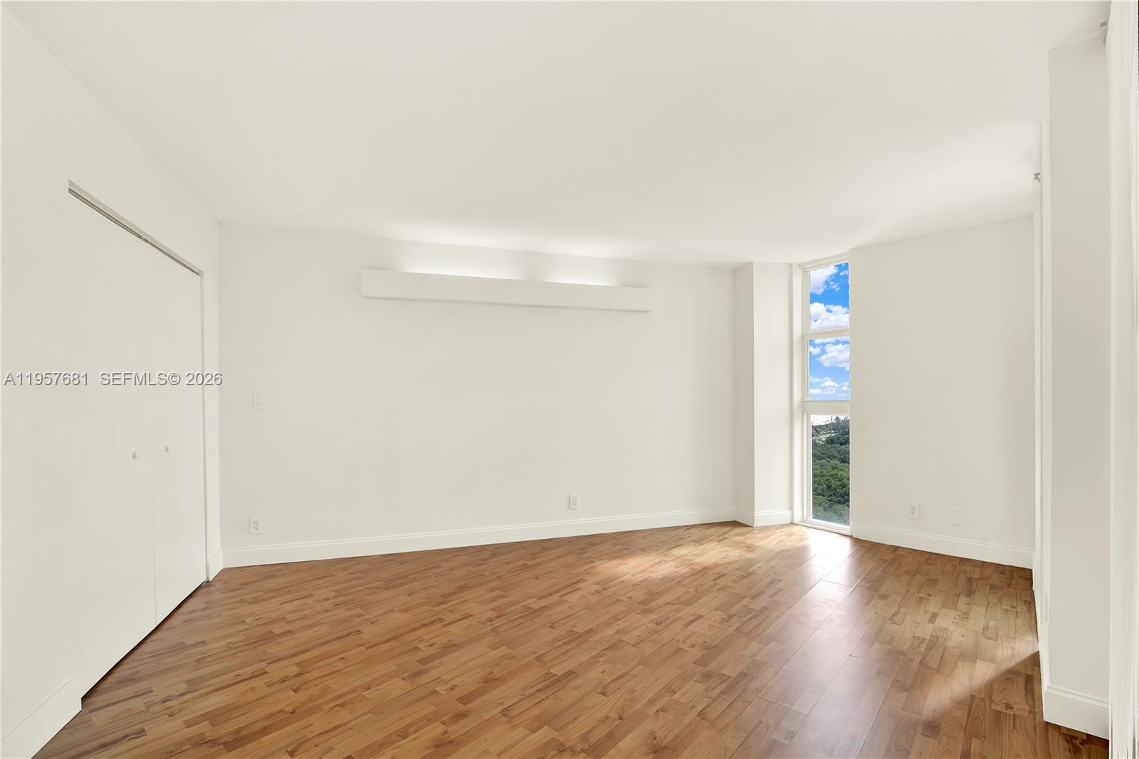 100 S Bayview Drive