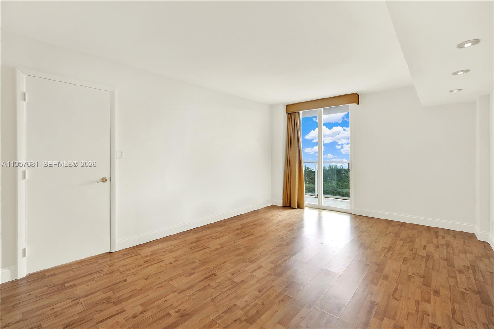 100 S Bayview Drive