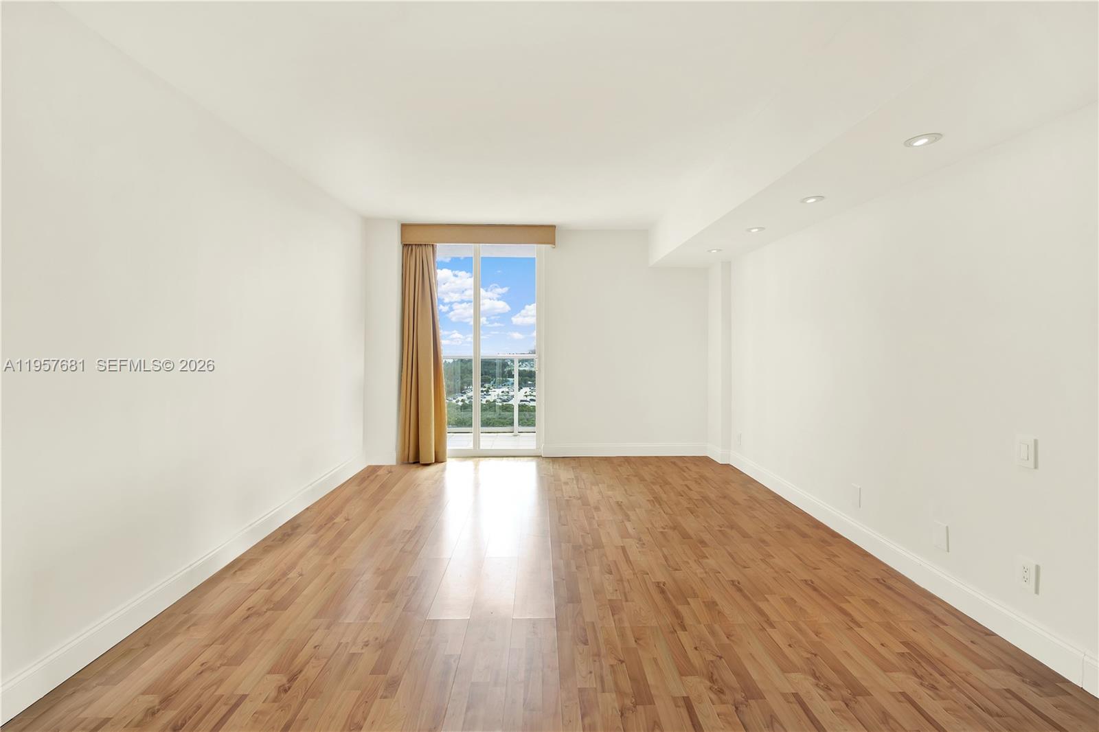 100 S Bayview Drive