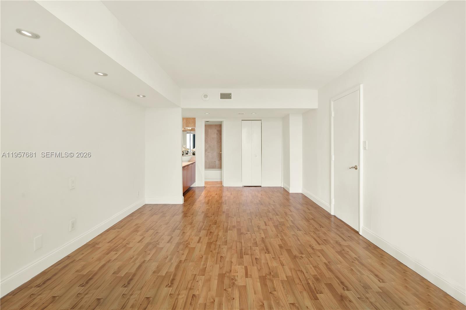 100 S Bayview Drive