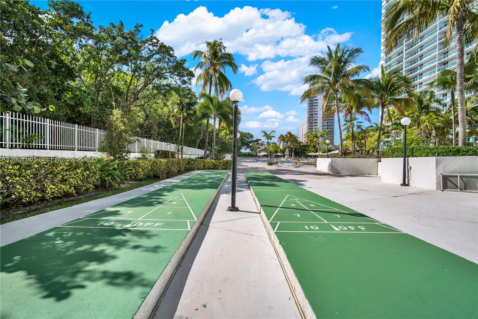 100 S Bayview Drive