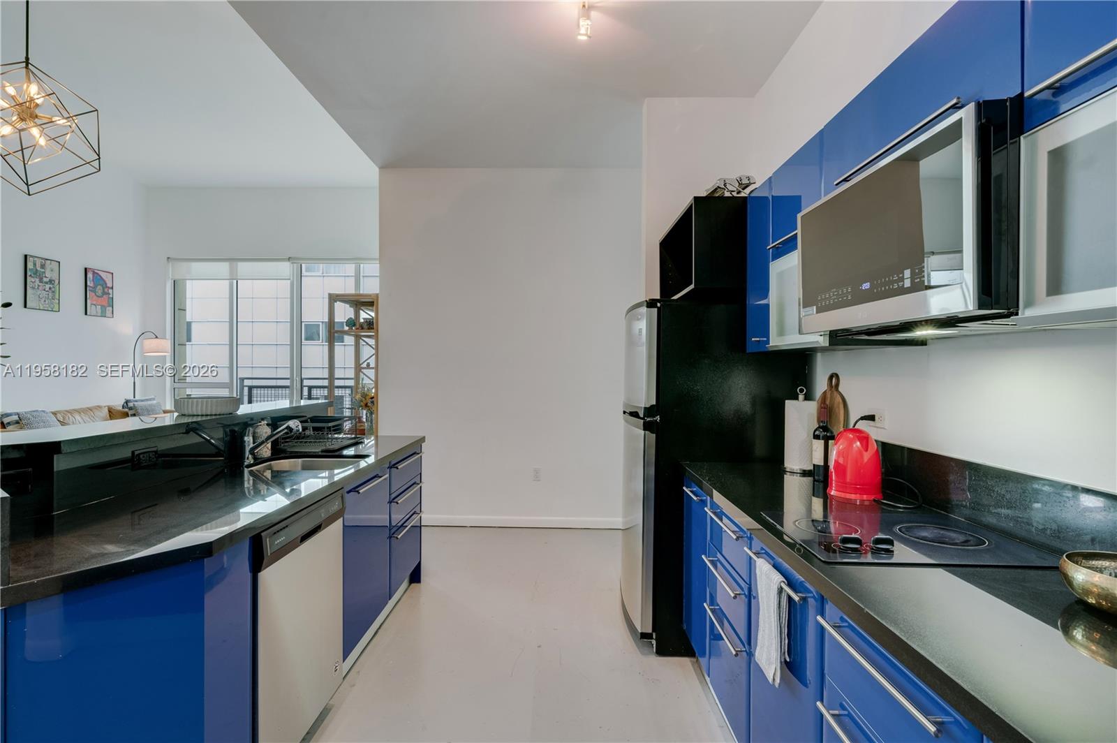 253 NE 2nd Street
