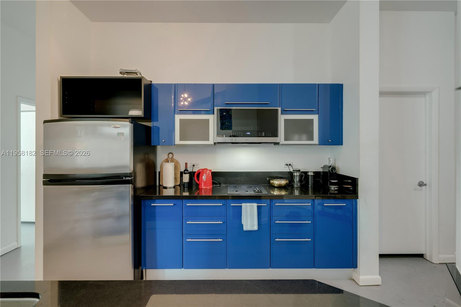 253 NE 2nd Street