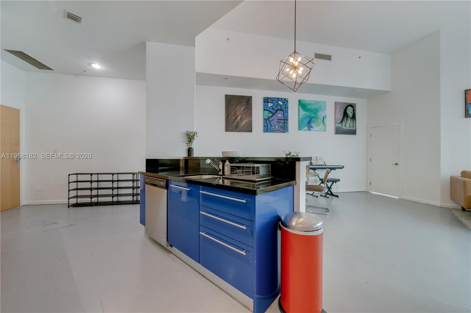 253 NE 2nd Street