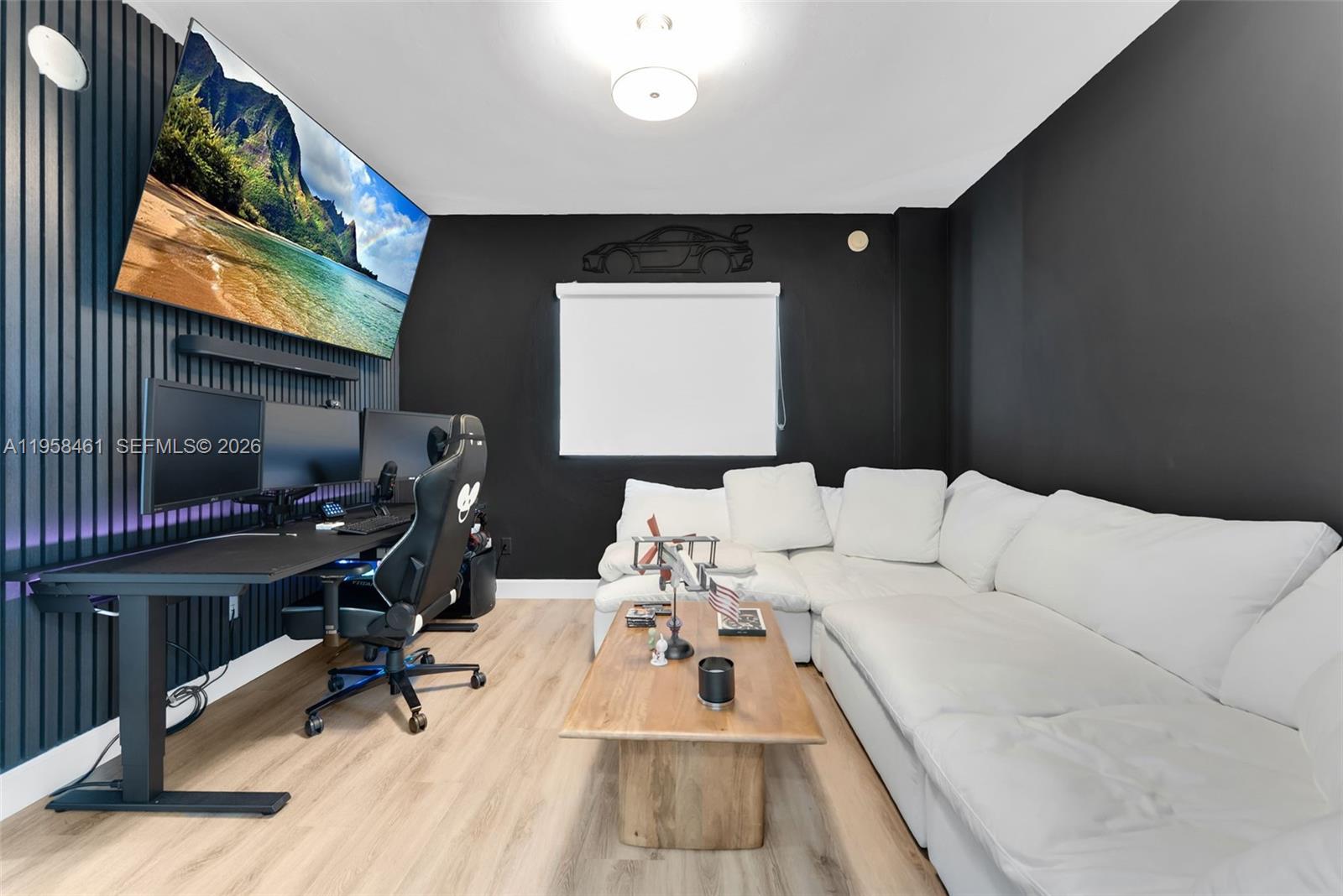 14951 Royal Oaks Lane
