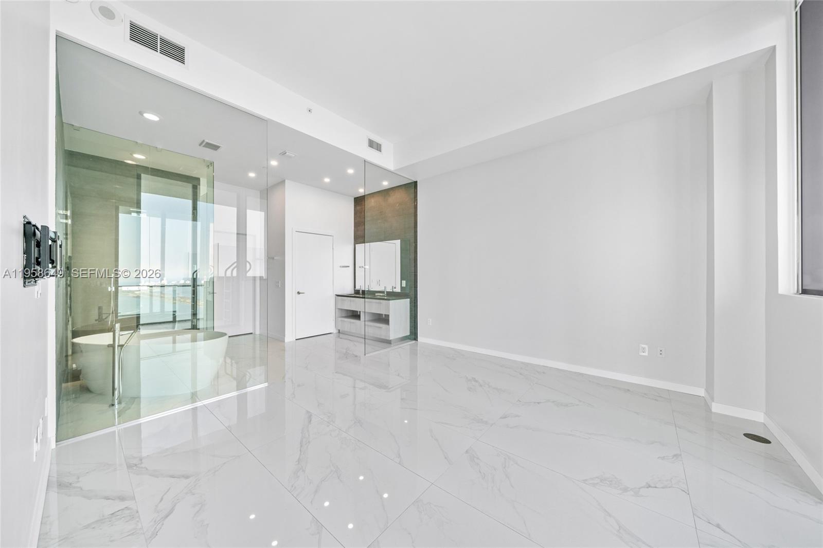 480 NE 31st Street