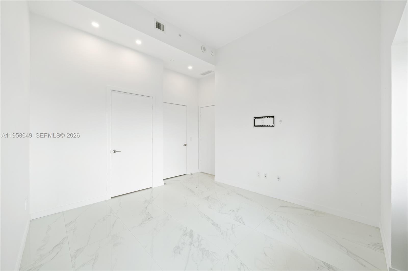 480 NE 31st Street