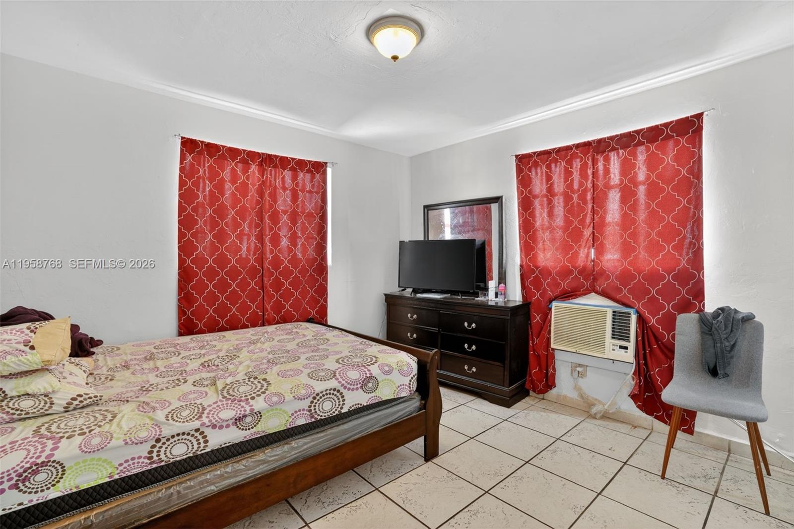 1736 NW 19th Street