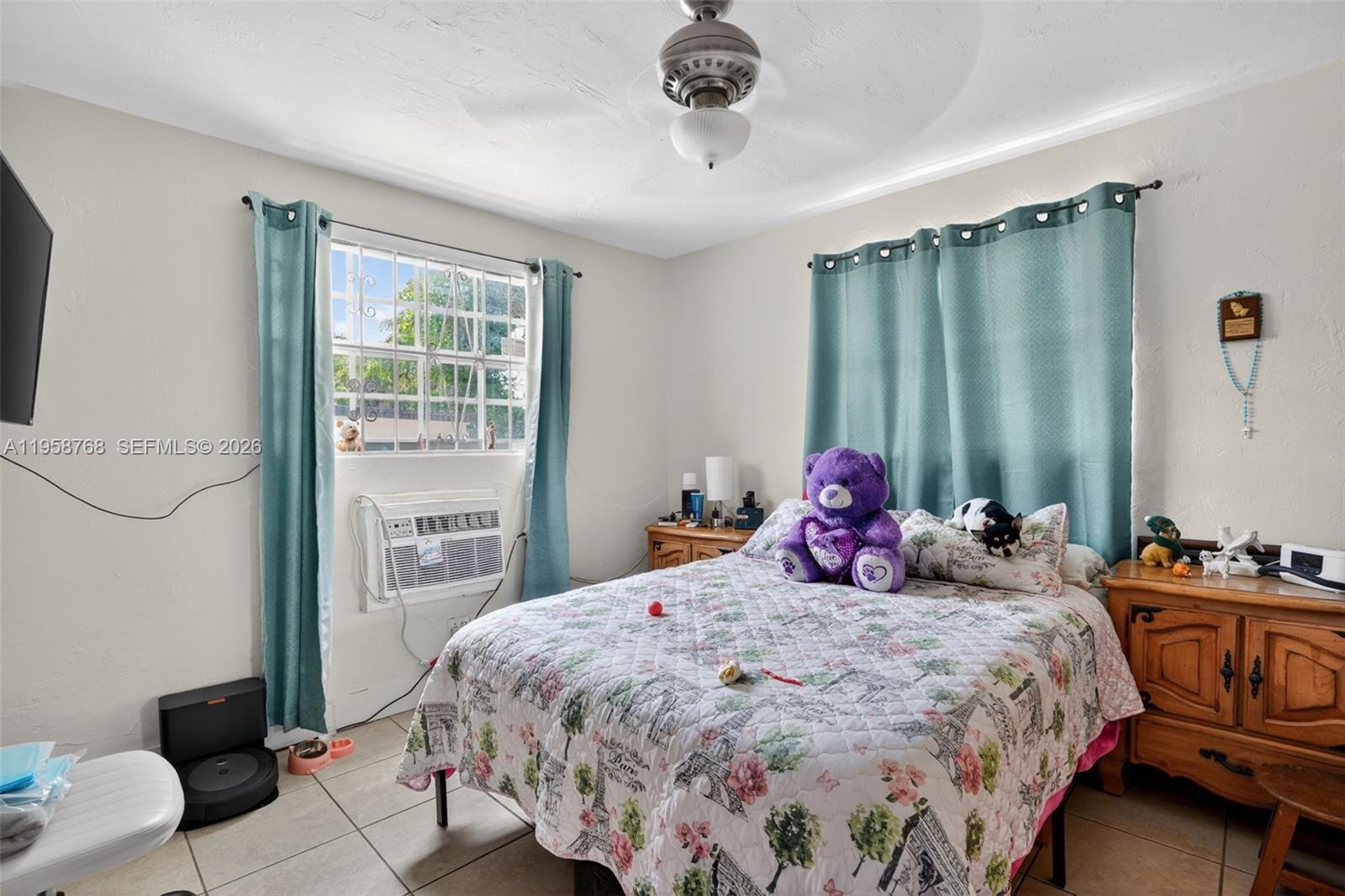 1736 NW 19th Street