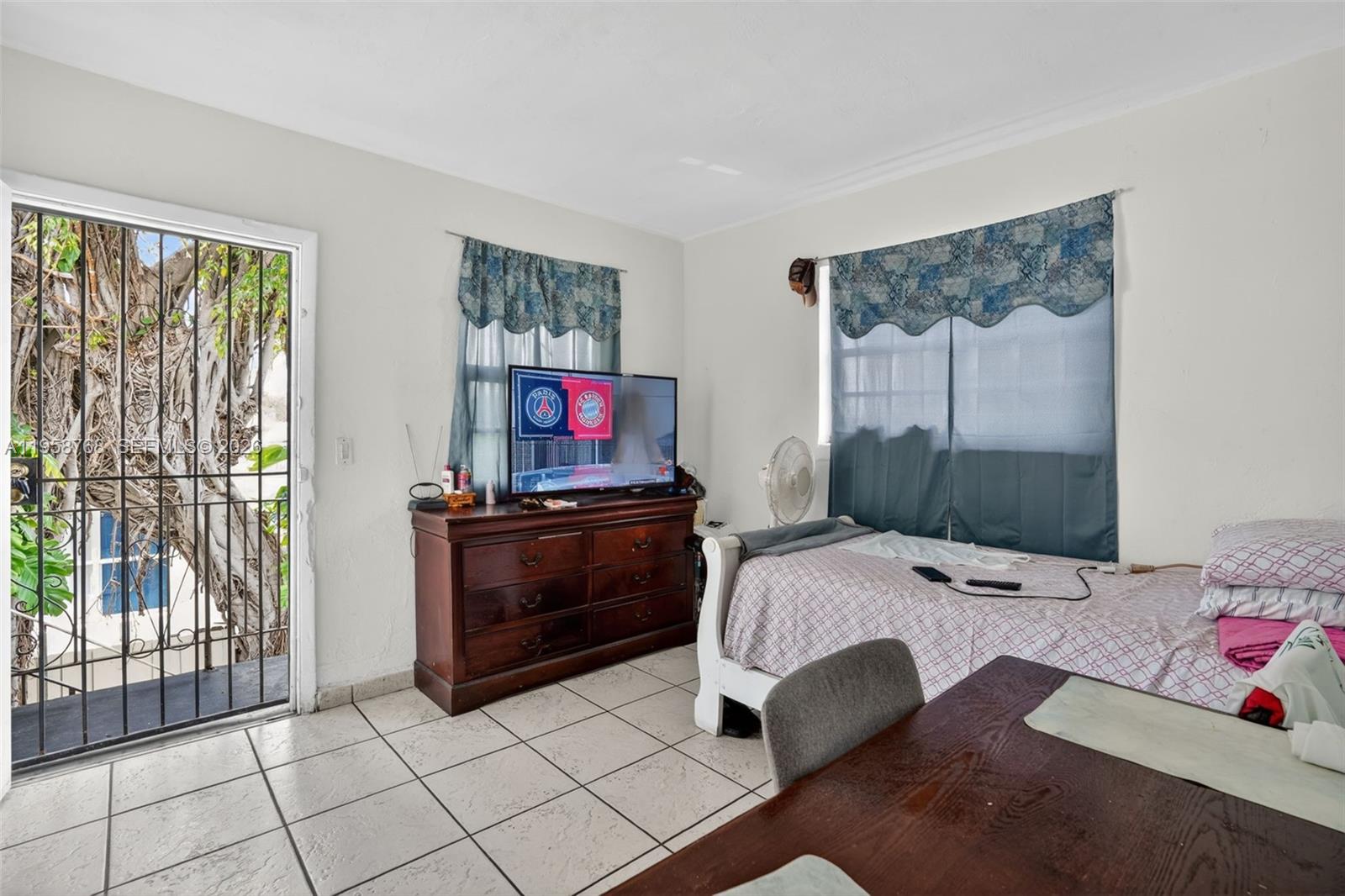 1736 NW 19th Street