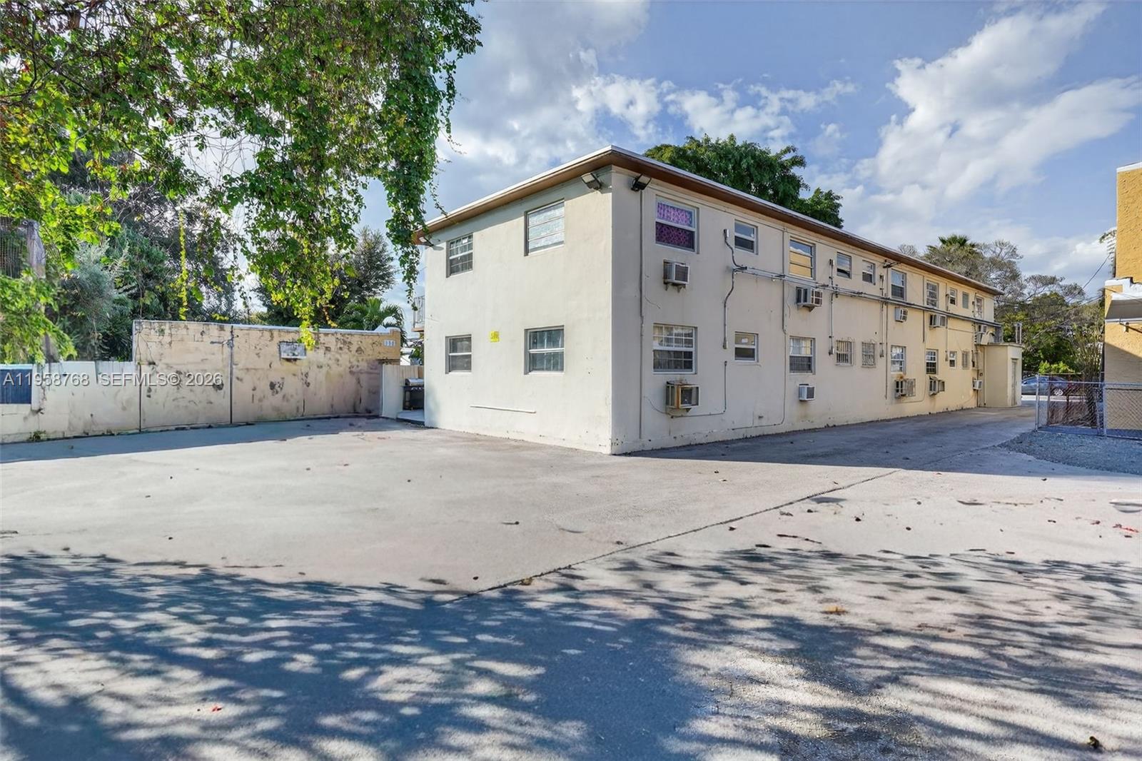 1736 NW 19th Street