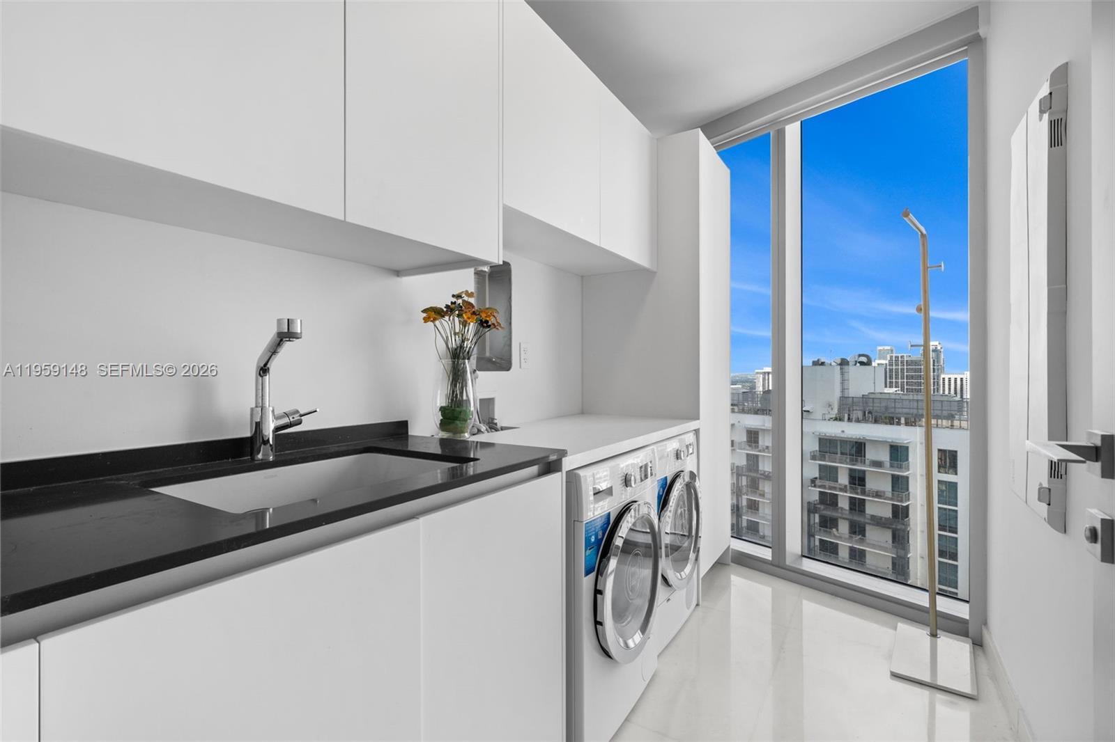 300 Biscayne Blvd Way