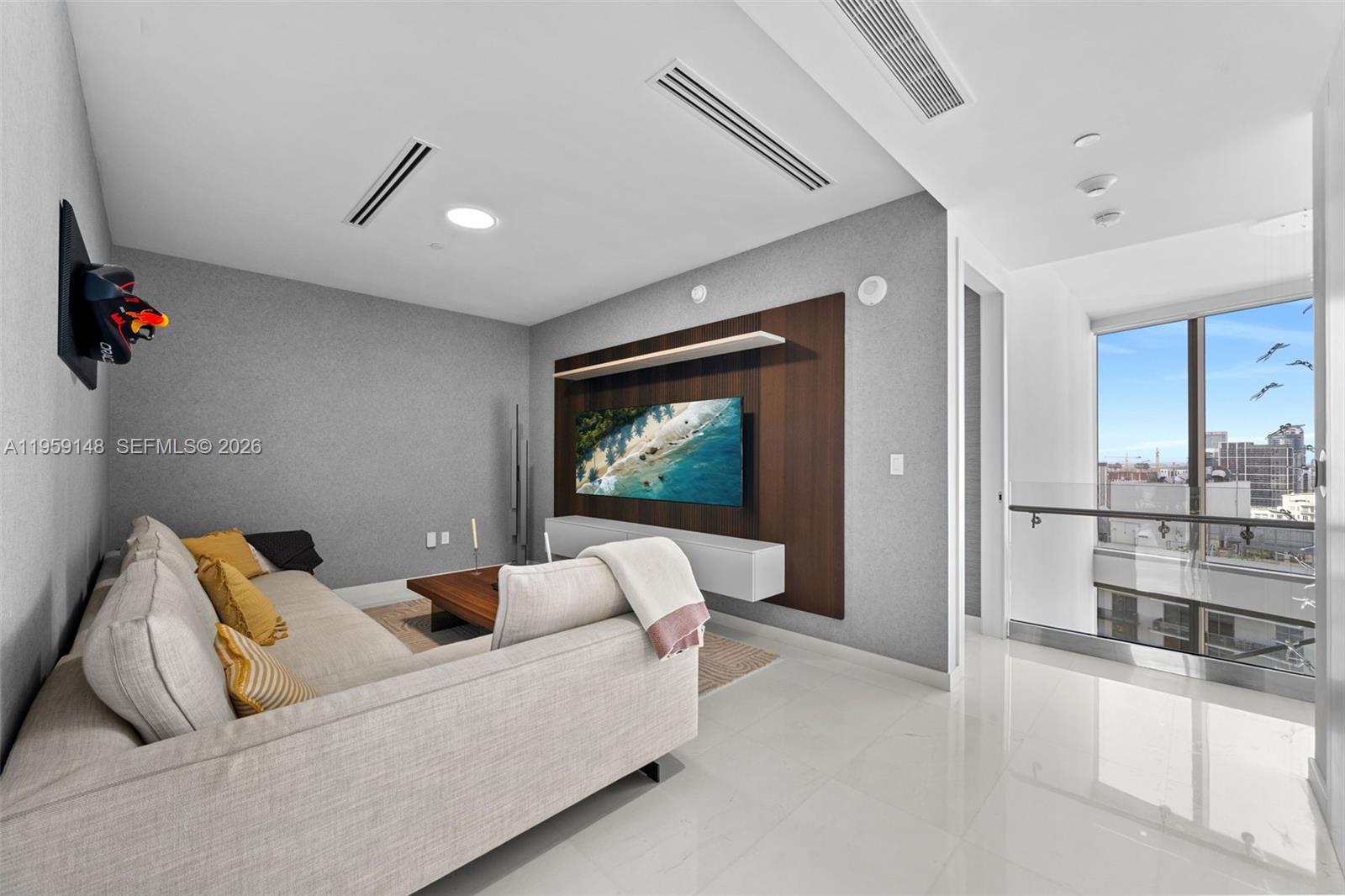 300 Biscayne Blvd Way