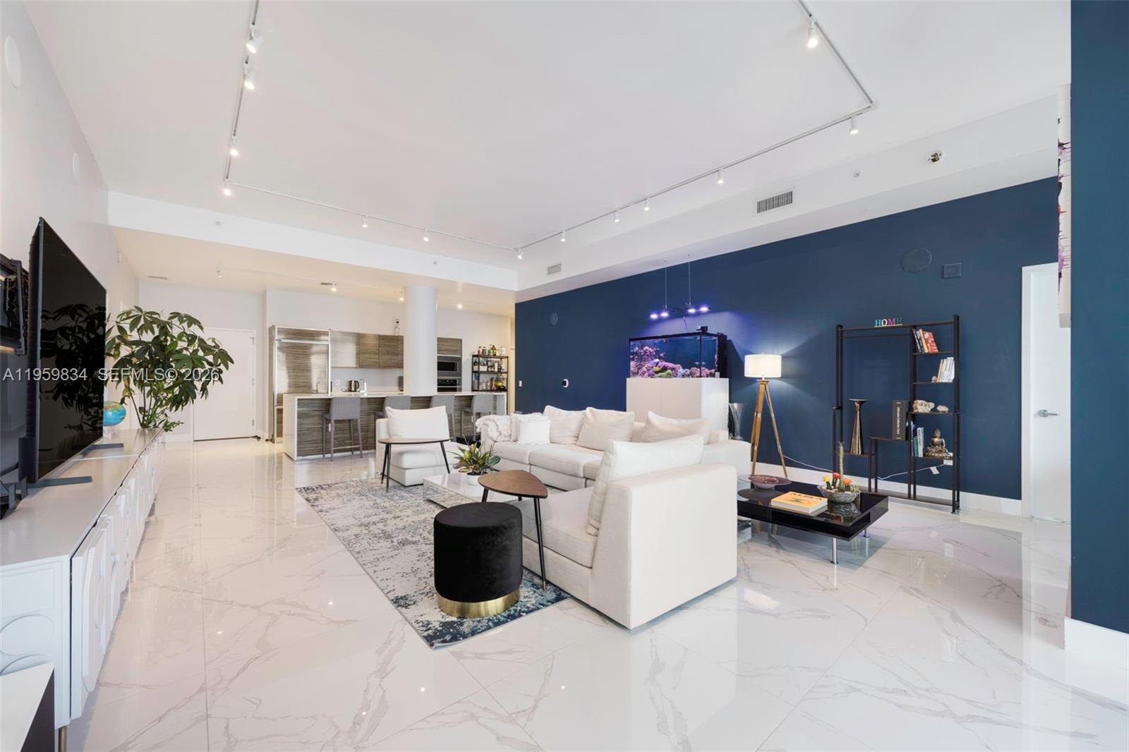 460 NE 28th Street