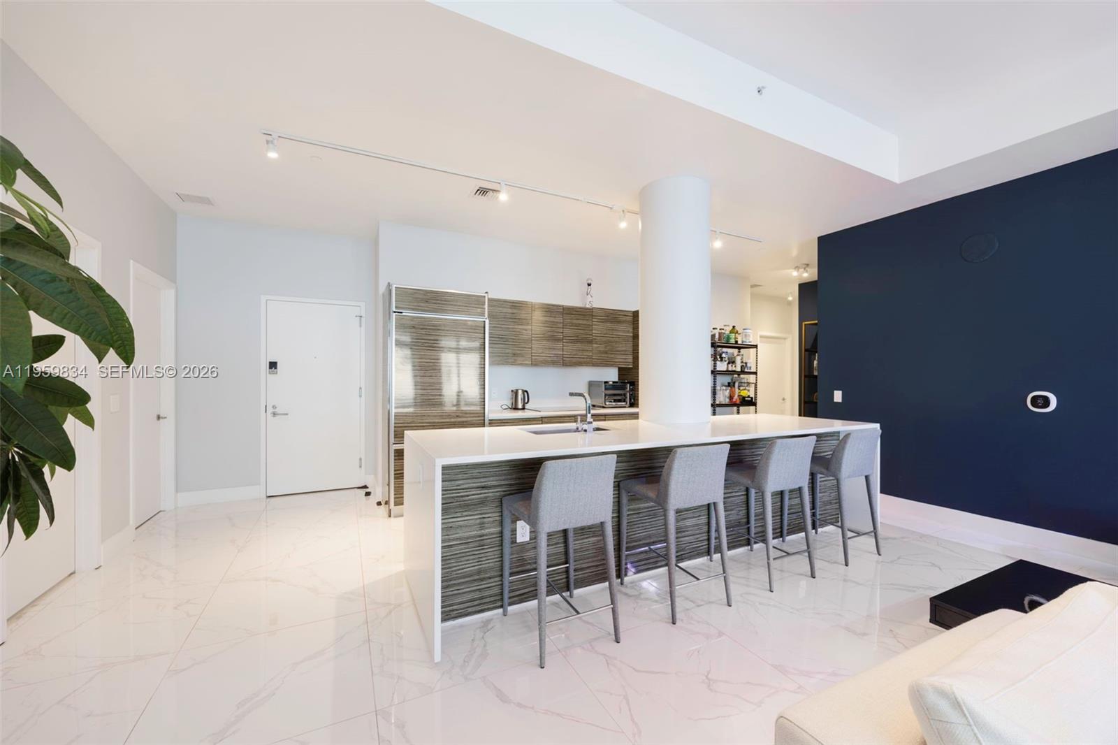 460 NE 28th Street