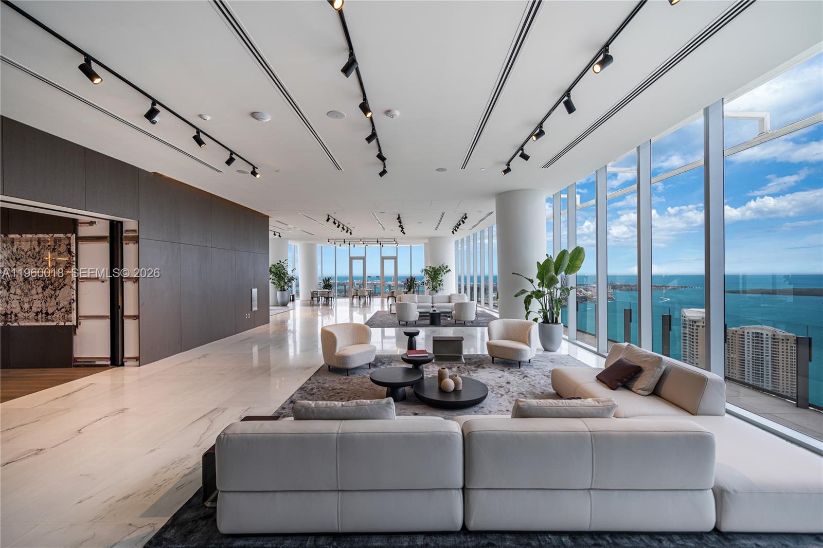 300 Biscayne Blvd Way