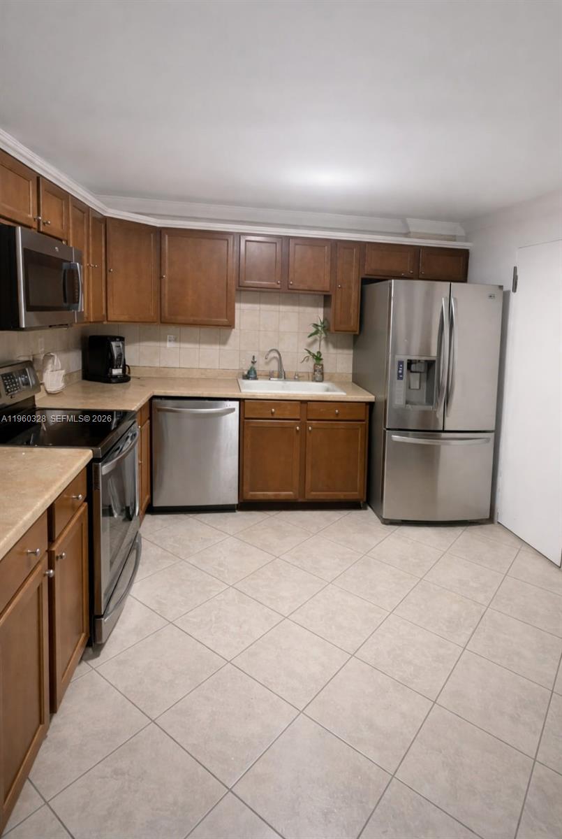 1470 NE 125th Terrace