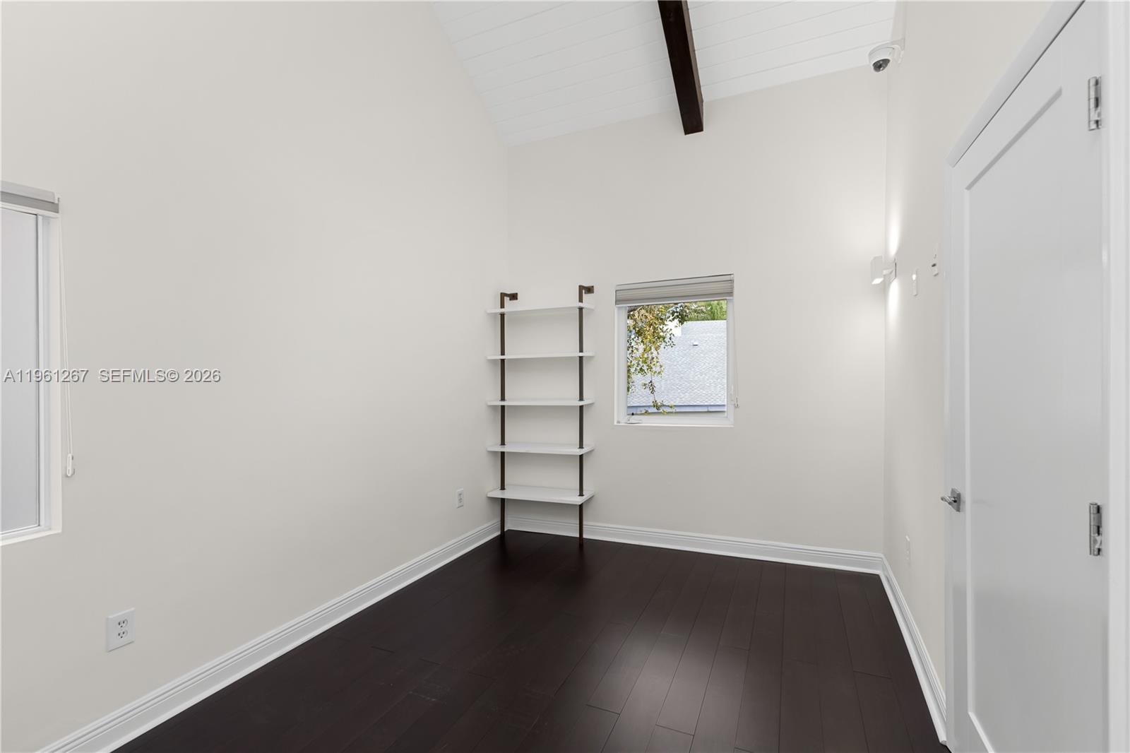 20205 W Oak Haven Circle