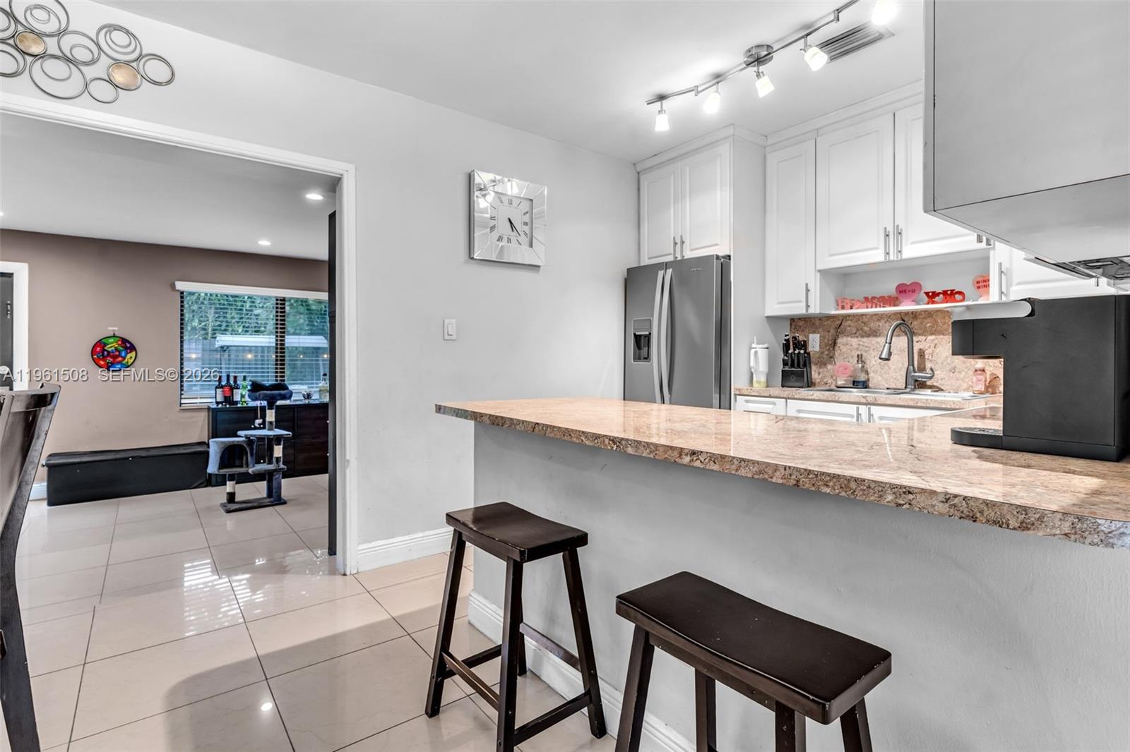 7585 SW 28th Street