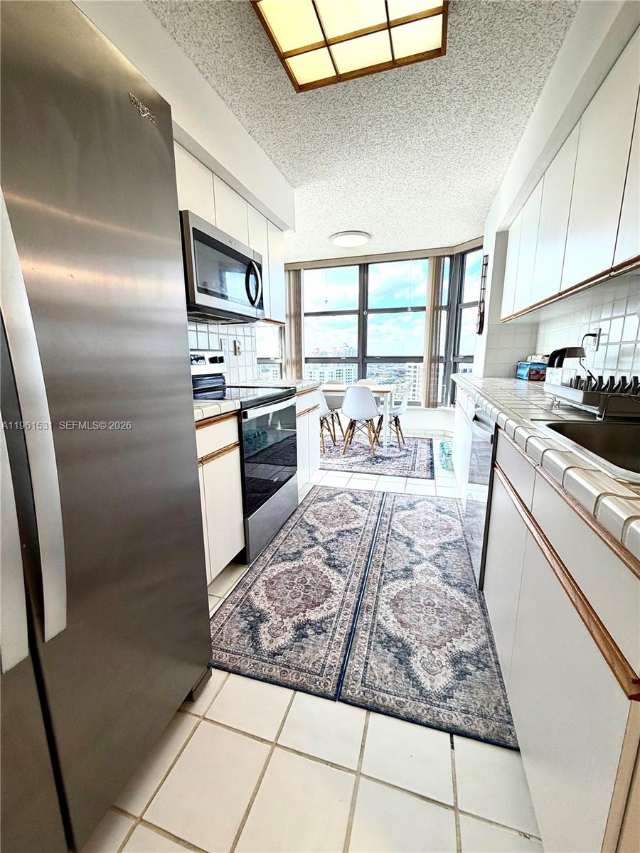 3530 Mystic Pointe Drive