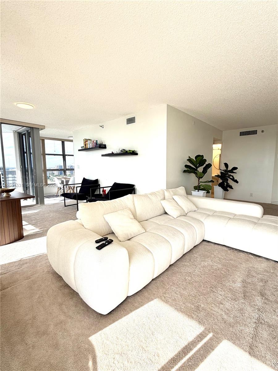 3530 Mystic Pointe Drive