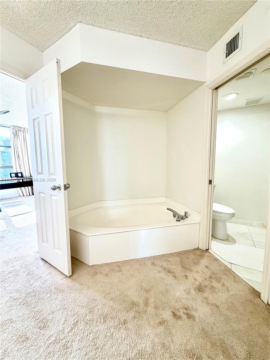 3530 Mystic Pointe Drive