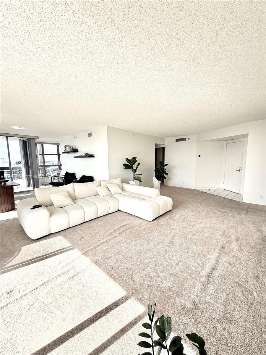 3530 Mystic Pointe Drive