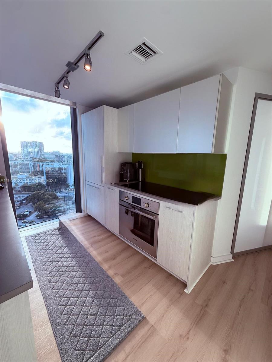 501 NE 31st Street
