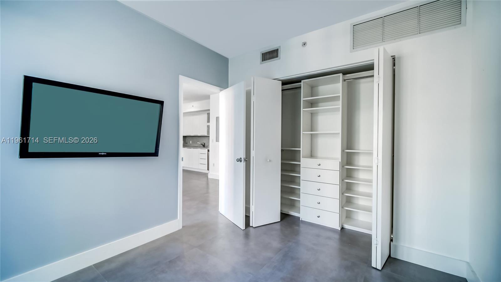 90 SW 3rd Street