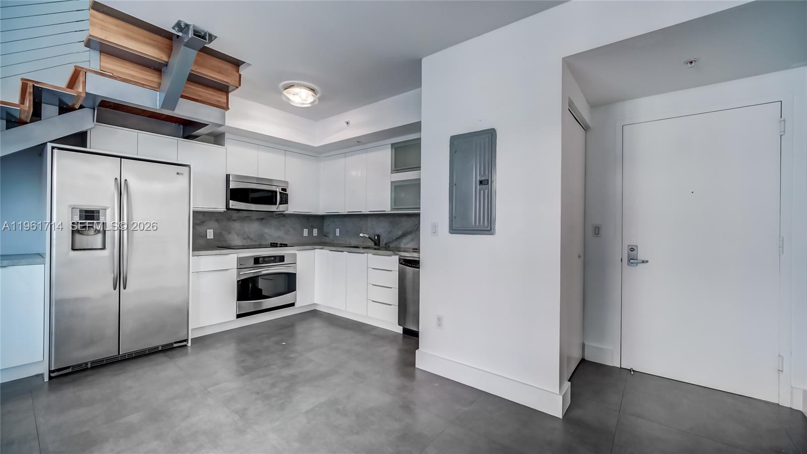 90 SW 3rd Street