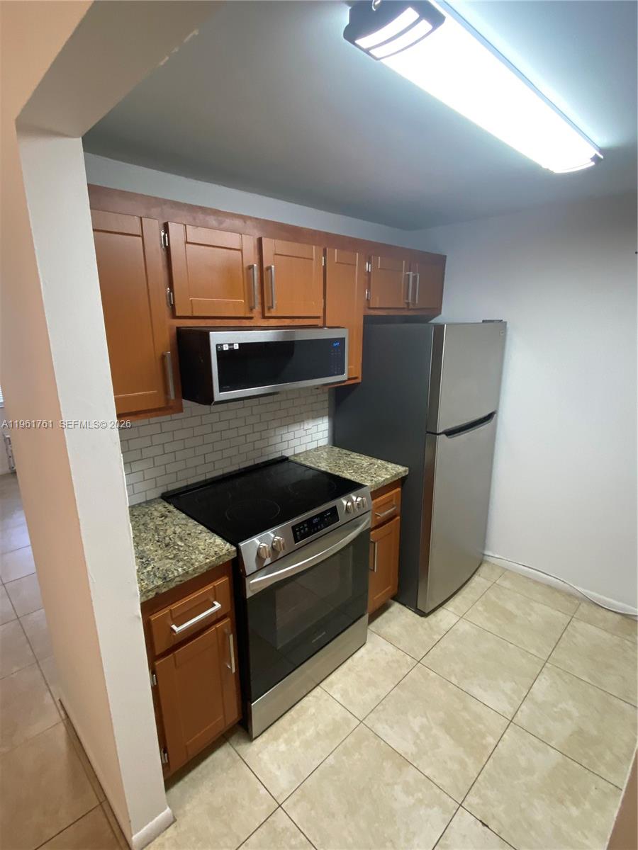 13255 SW 16th Court