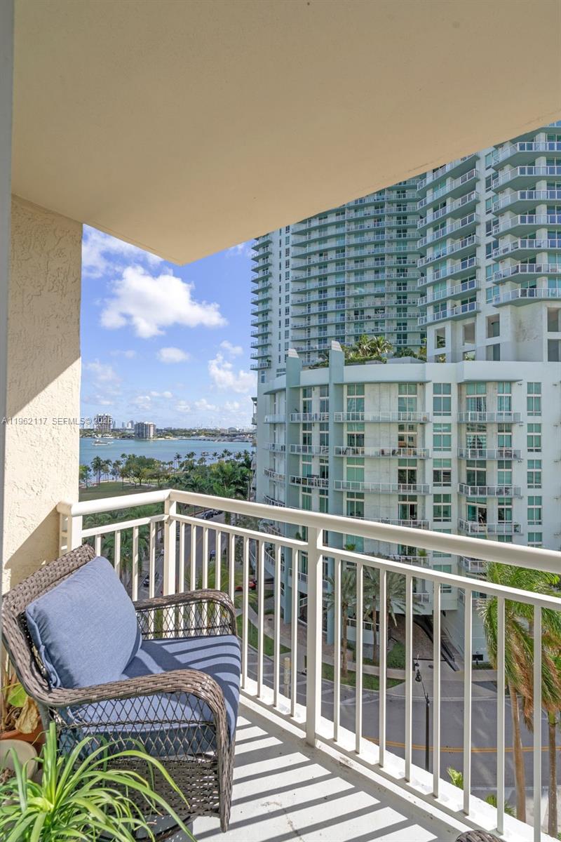 2000 N Bayshore Drive