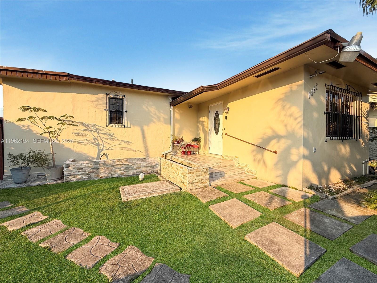 8891 SW 28th Street