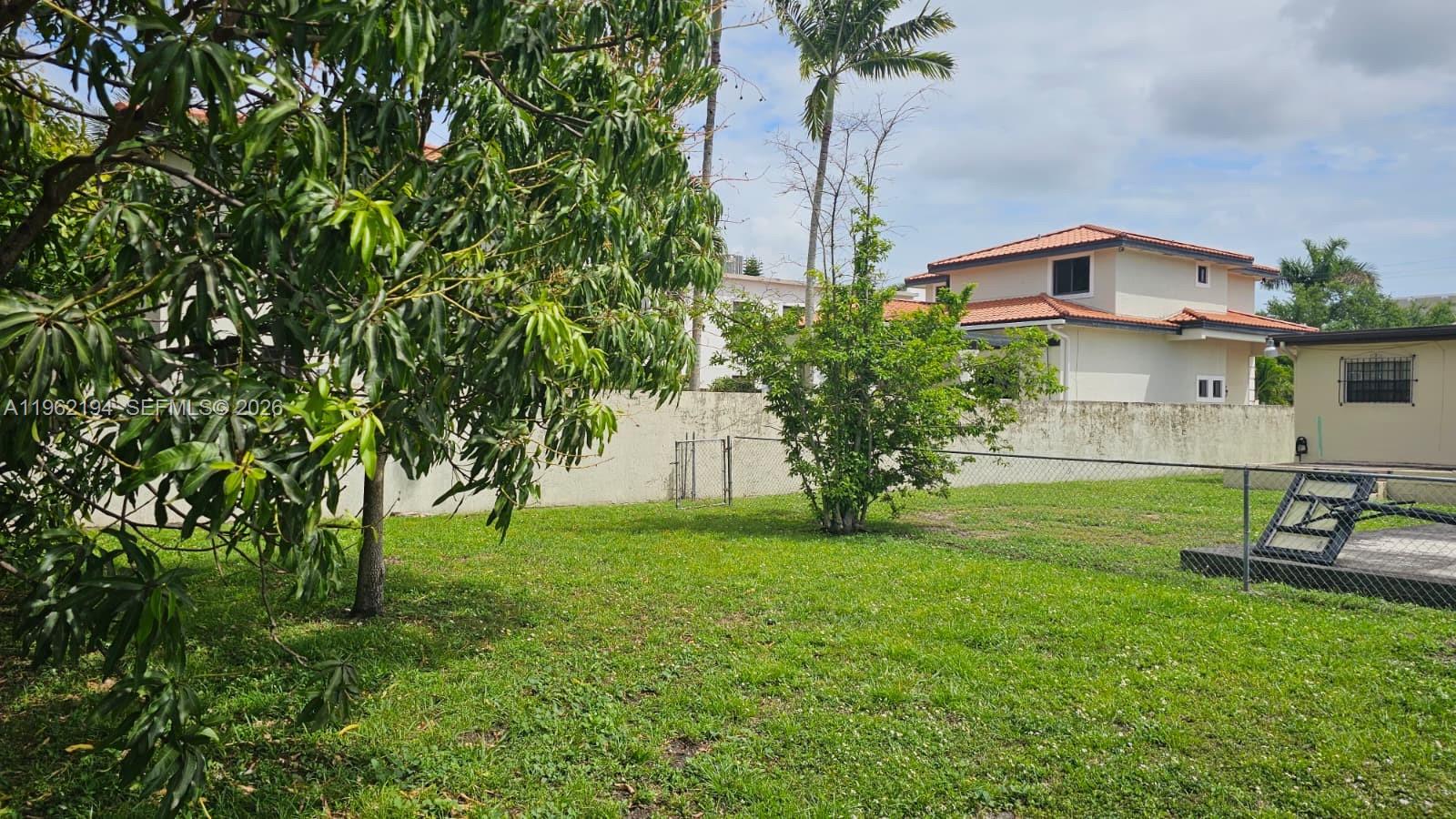 8891 SW 28th Street