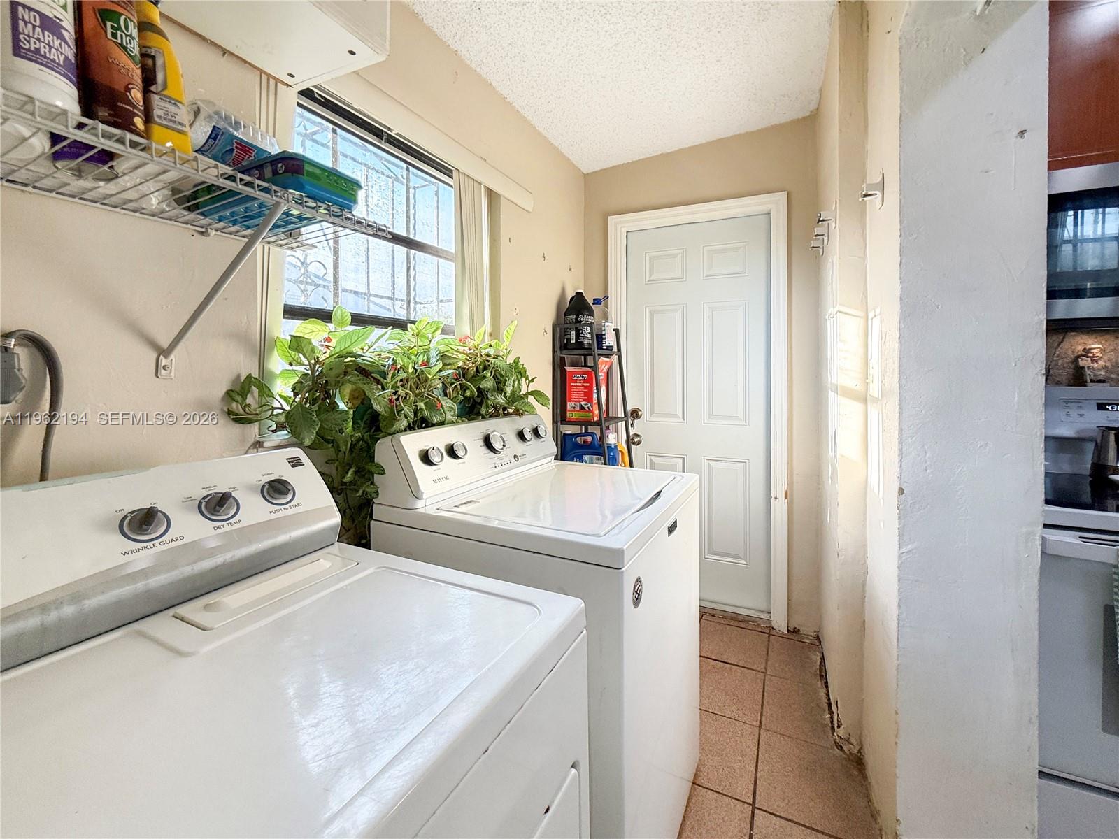 8891 SW 28th Street