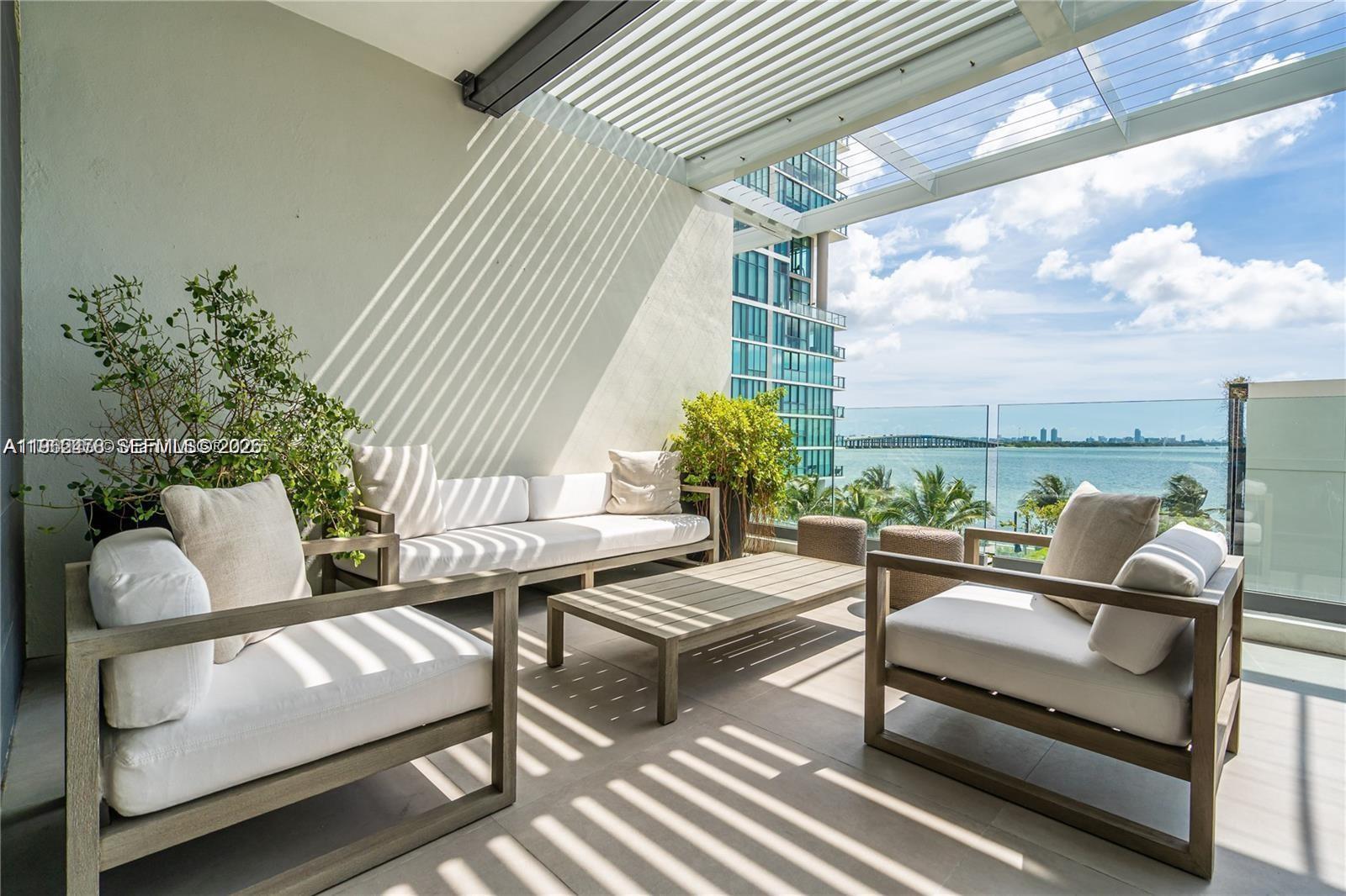 650 NE 32nd Street