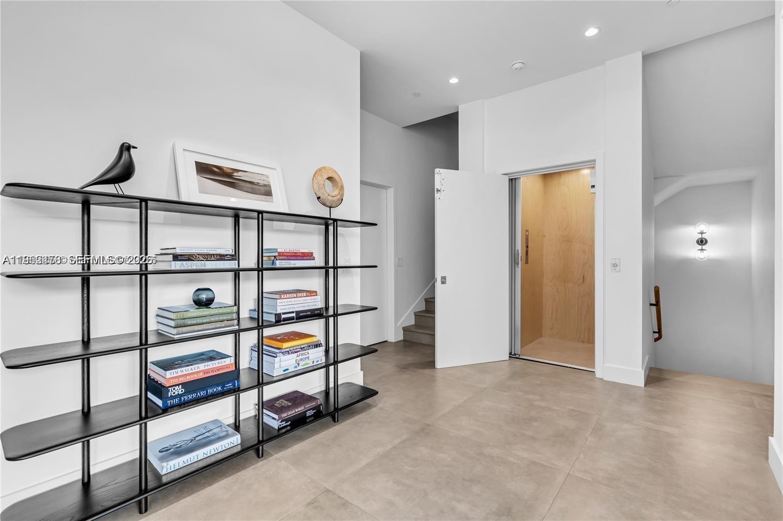 650 NE 32nd Street